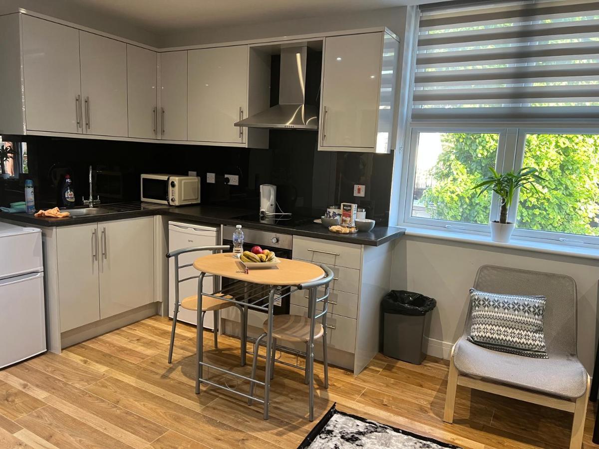 The Grande Residence - Close To Central London & Next To Northfield Tube Station Hanwell Εξωτερικό φωτογραφία